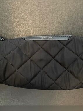 Sephora - Quilted Makeup Bag (Black)